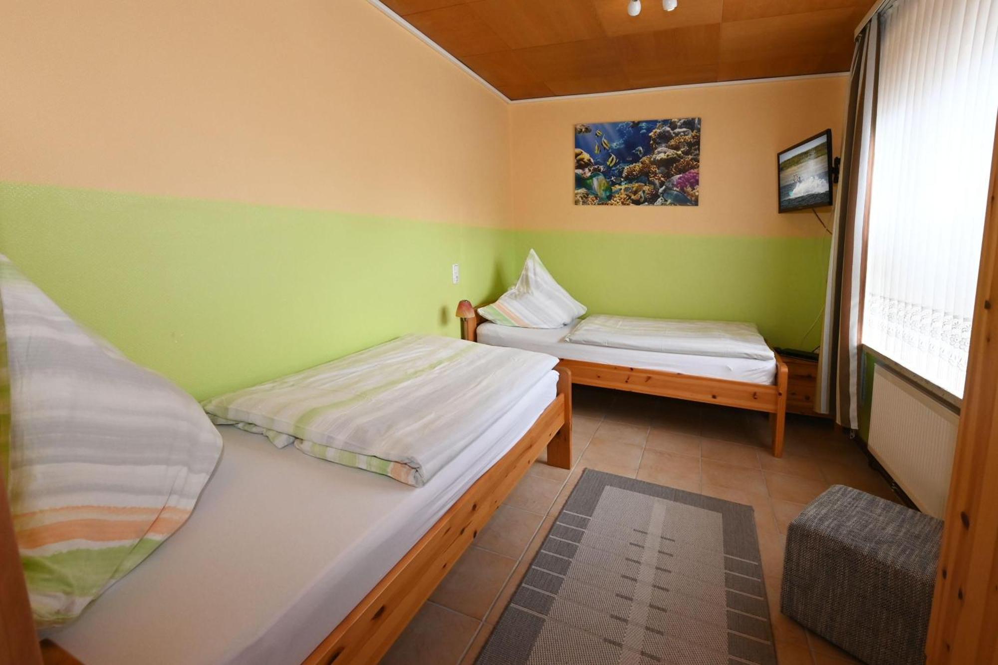 Haus Lily Nr.02 Bis Zu 6 Personen Davon Max. 2 Kinder บือซุม ภายนอก รูปภาพ