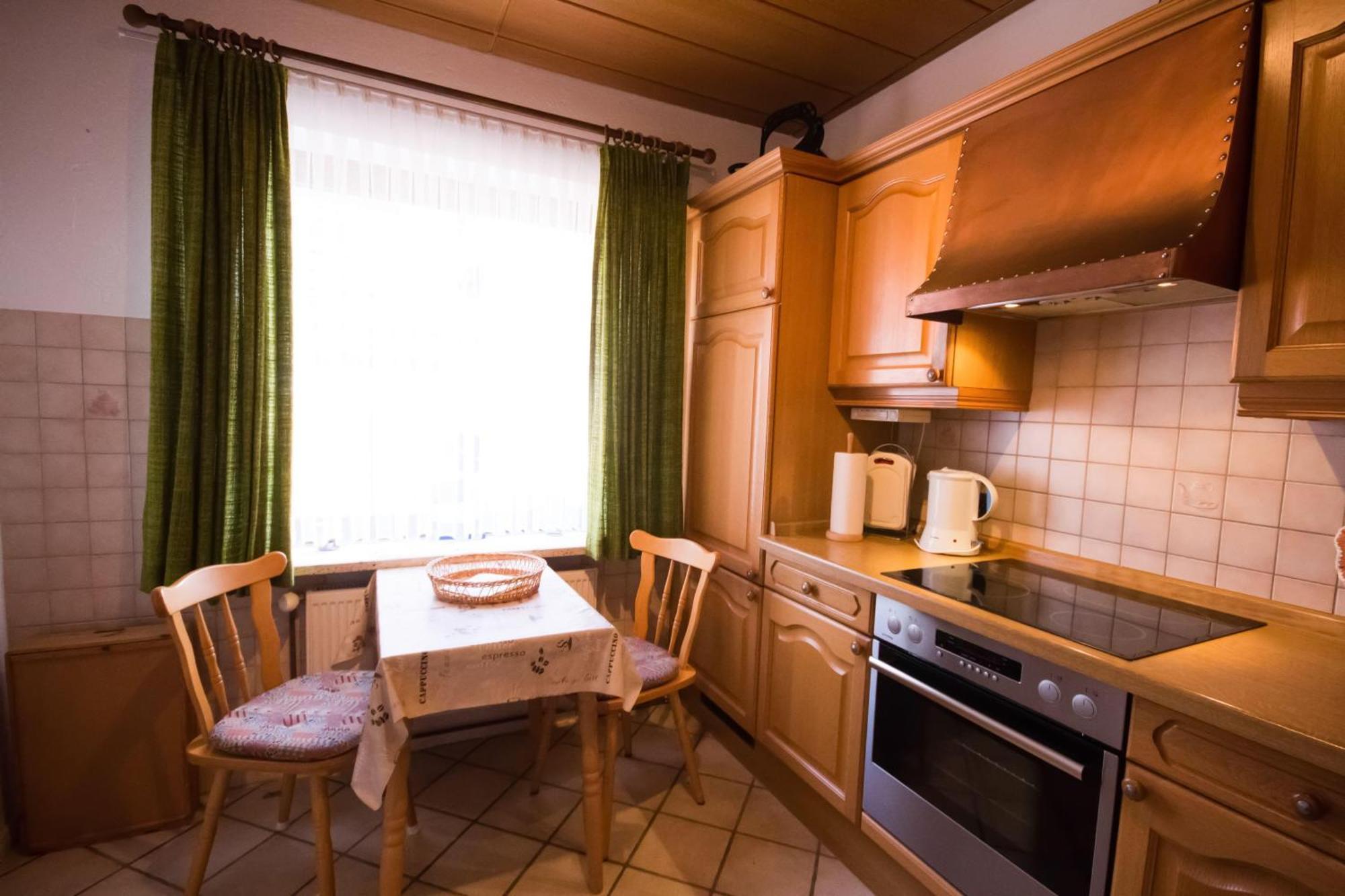 Haus Lily Nr.02 Bis Zu 6 Personen Davon Max. 2 Kinder บือซุม ภายนอก รูปภาพ